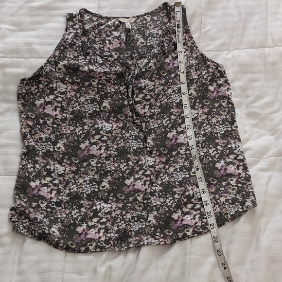 SONOMA sleeveless top with a v-neck and tie size Petite Medium - Picture 4 of 8